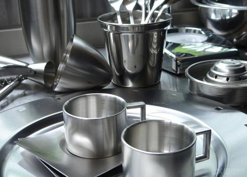 長期使用316不銹鋼餐具對(duì)人體有害嗎？